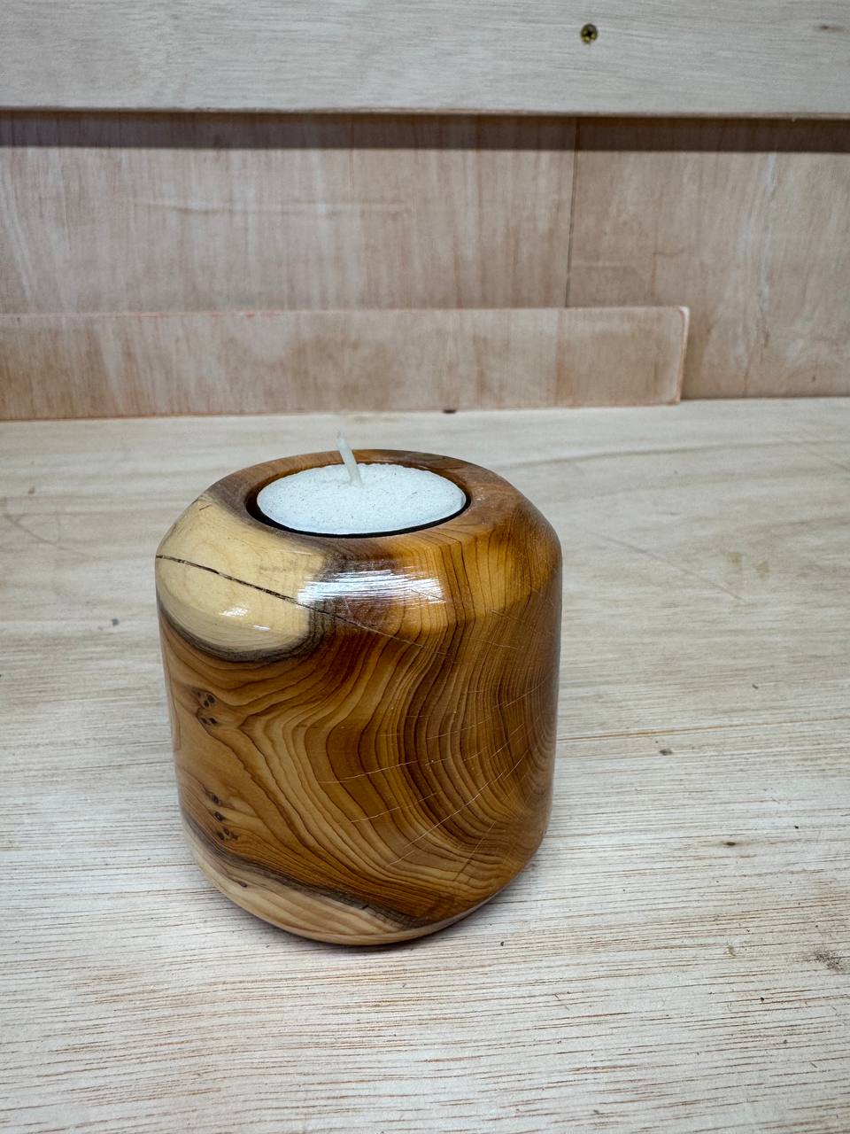 The rounder holder - showing the swirling grain pattern